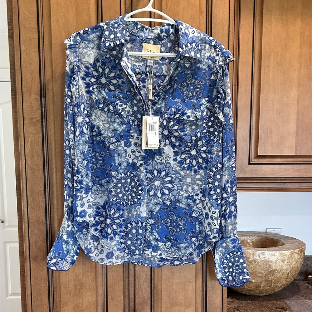Elie Tahari Blue & White Floral Medallion Button-Down Shirt